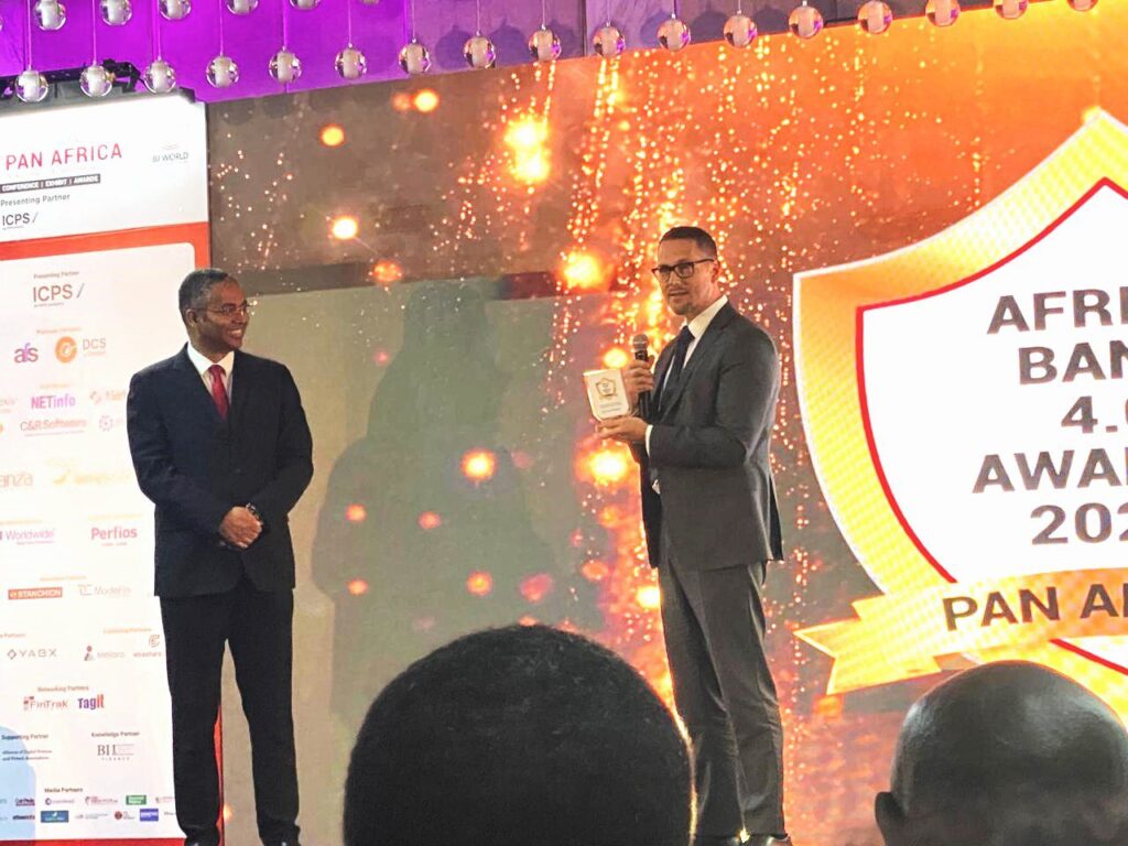 Omnisient co-founder Anton Grutzmacher accepting Africa Bank Award